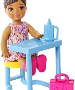 Barbie Careers Teacher Nikki Doll and Playset 2