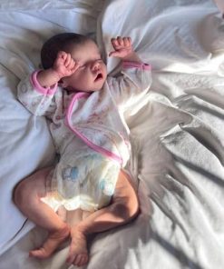 iCradle Life Like Reborn Baby Dolls Girls 19 inch Silicone Full Body Realistic-Washable Newborn Toddler Dolls Anatomically Correct with Clothes and Toy Accessories Gift for Kids Age 3+