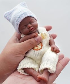 Reborn Baby Dolls – 7 Inch Miniature Realistic Newborn Baby Dolls with Mouthwipes – Handmade Full Body Doll – Includes Feeding & Bathing Accessories – Stress Relief Toy（Boy）