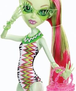 Monster High Beach Beasties Venus McFlytrap Doll 2