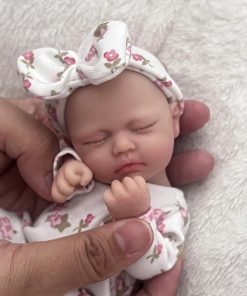 7 Inch Mini Reborn Baby Dolls ，Silicone Full Body Baby Soft Skin Mini Realistic Newborn Baby Dolls Real Life Tiny Baby Doll with Feeding Accessories-9 2