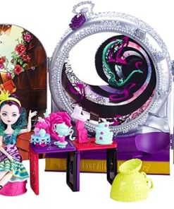 Mattel Ever After High Way Too Wonderland High and Raven Queen Playset, 6 years and up