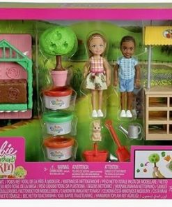 Barbie Sweet Orchard Farm Chelsea Doll & Friend, Veggie Garden Playset