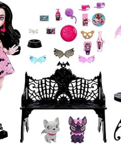 Mattel Monster High® Draculaura® Bite in The Park™ Doll and Playset, Medium 2
