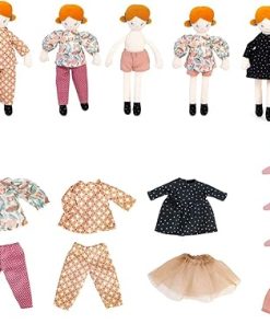 Mademoiselle Blanche’s Little Wardrobe Suitcase and Doll 2