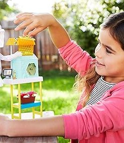 Barbie Beekeeper Playset 2