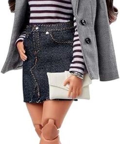 Barbie Signature @BarbieStyle Fashion Doll & Clothing Set, Curvy Brunette with 2 Tops, Skirt, Pants, Coat, Jacket, 2 Pairs of Shoes & Accessories