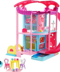 Barbie Dollhouse, Chelsea Playhouse Set with Transforming Areas & 20+ Pieces, Includes 2 Pets, Pool, Furniture & Accessories