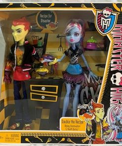 Monster High Classroom Partners Home Ick Abbey Bominable and Heath Burns Doll, 2-Pack