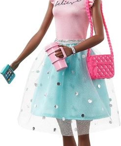 Barbie Princess Adventure Nikki Doll (11.5-inch Brunette) in Fashion and Accessories, with Smart Phone, Purse, Travel Mug and Tiara, Gift for 3 to 7 Year Olds