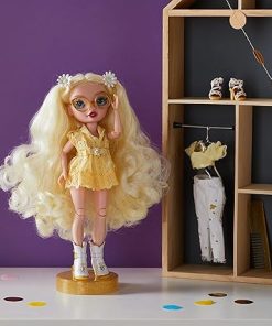 Rainbow High Delilah Doll with Albinism, Glasses & Mix-and-Match Outfits – Great Gift for Kids 6-12 2