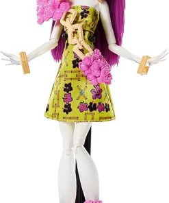 Monster High Ghouls’ Getaway Spectra Vondergeist Doll 2