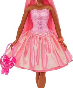 MGA Entertainment Dream Ella Candy Princess Yasmin, Lollipop Candy Scented 11.5″ Doll, Scratch ‘N Sniff Tag, Lollipop Swirl Purse, Glittery Pink Tiara, Long Pink Hair & Accessories, Gift for 3-8 Years