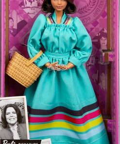 Barbie Inspiring Women Doll, Wilma Mankiller Wearing Blue Dress & Accessories, First Female Principal Chief of The Cherokee Nation, Collectible with Stand