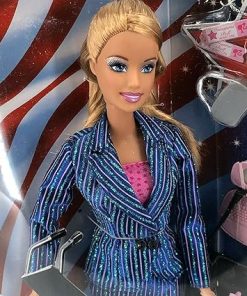 2008 Barbie for President Fashion Doll Blonde 2