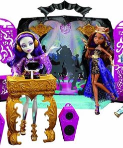 Mattel Monster High 13 Wishes Party Lounge & Spectra Vondergeist Doll Playset